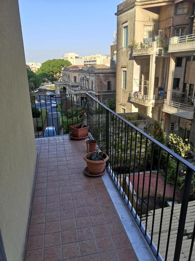 Etnea Gioeni House Suite Catânia Exterior foto