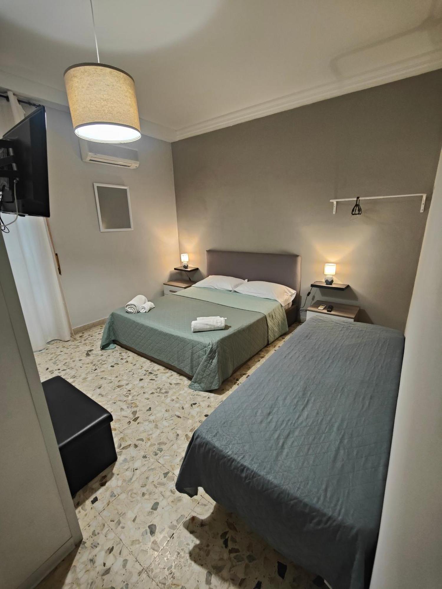 Etnea Gioeni House Suite Catânia Exterior foto